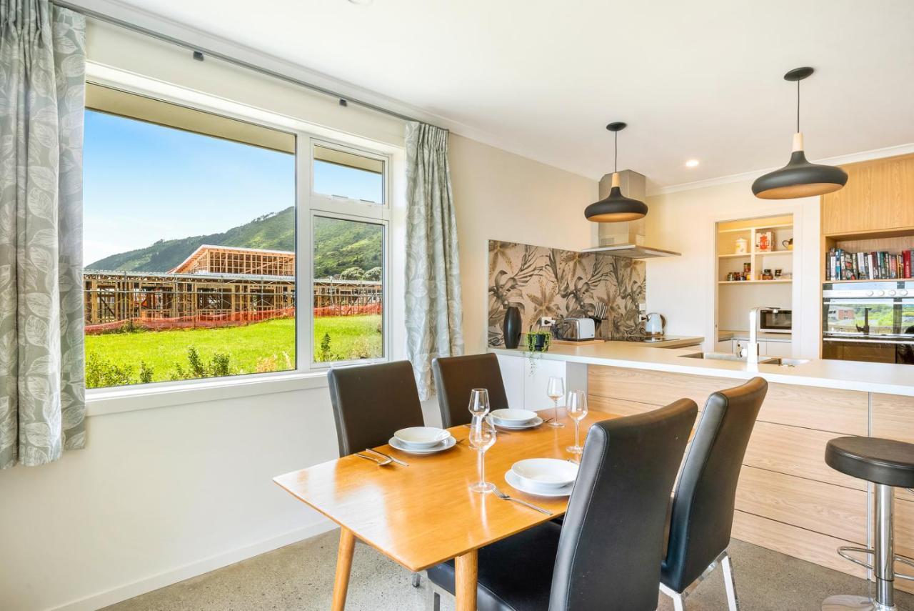 Matenga Townhouse - Waikanae Holiday Home Eksteriør billede