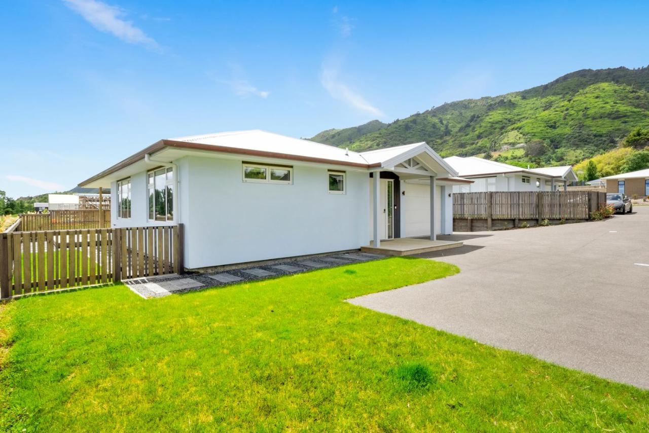 Matenga Townhouse - Waikanae Holiday Home Eksteriør billede